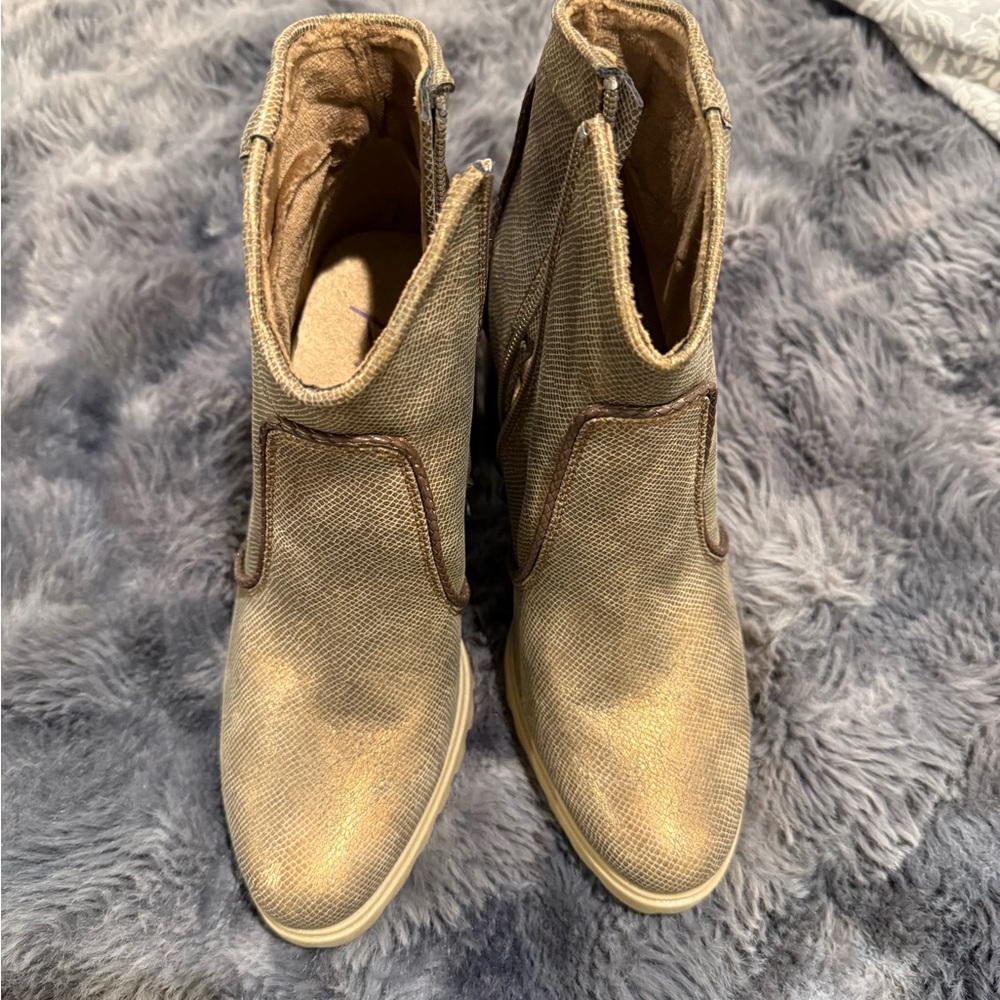 Blowfish Metallic Bronze Ankle Booties - Slip-On Chelsea Style